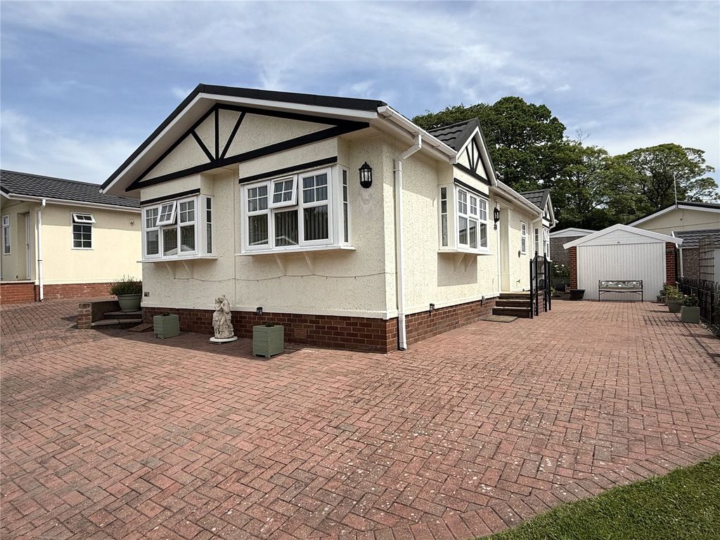 Property photo 1 of 18 Picture No. 23