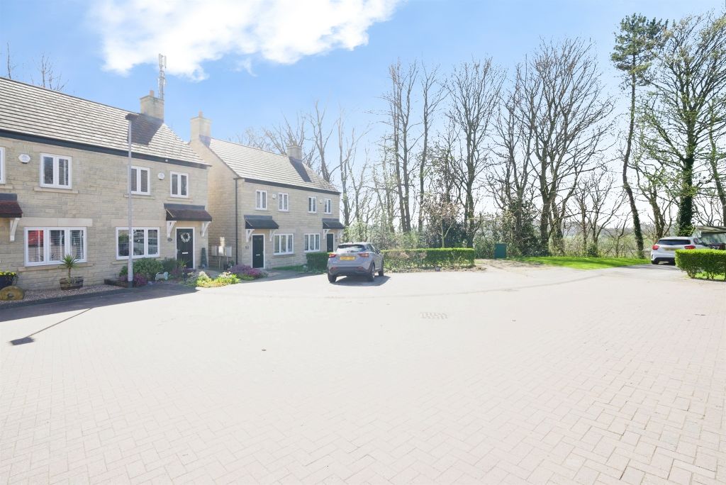 Property photo 3 of 20