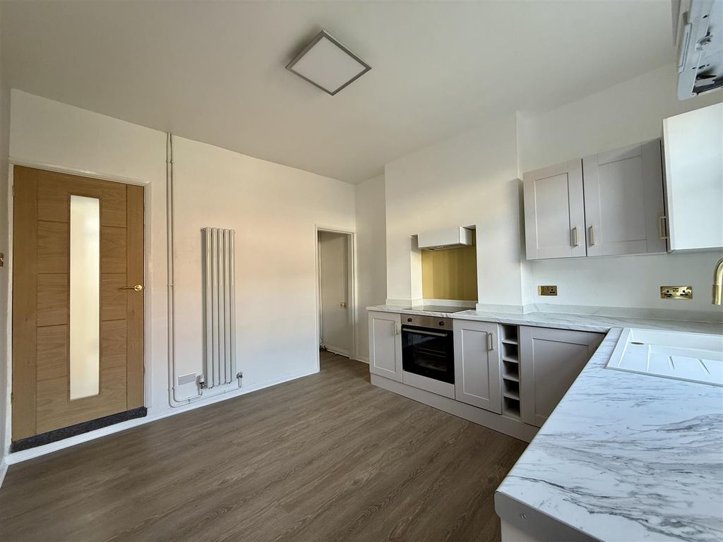 Property photo 3 of 7 Img_2445.Jpg