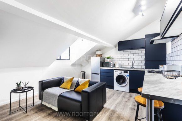 Property photo 3 of 13 7739792.Jpg