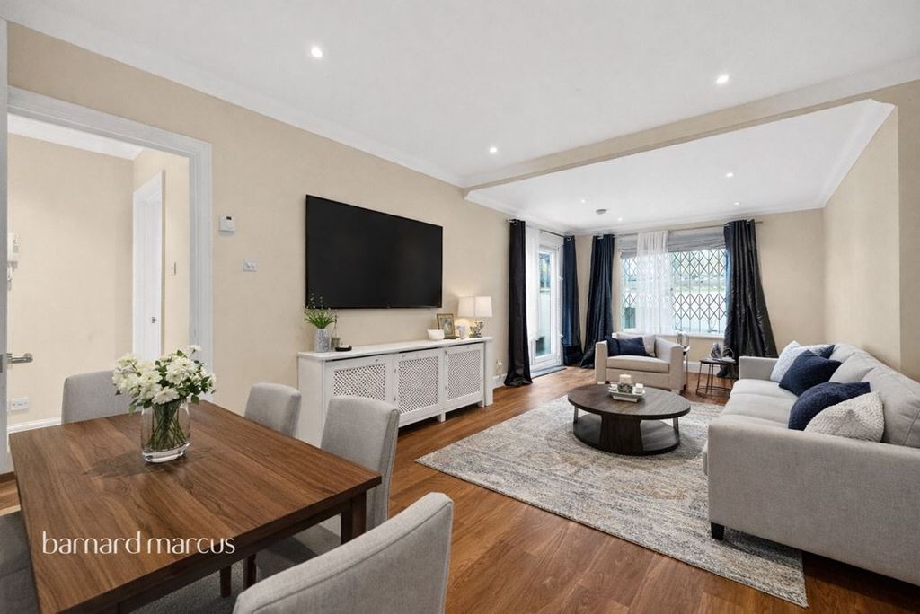 Property photo 1 of 25