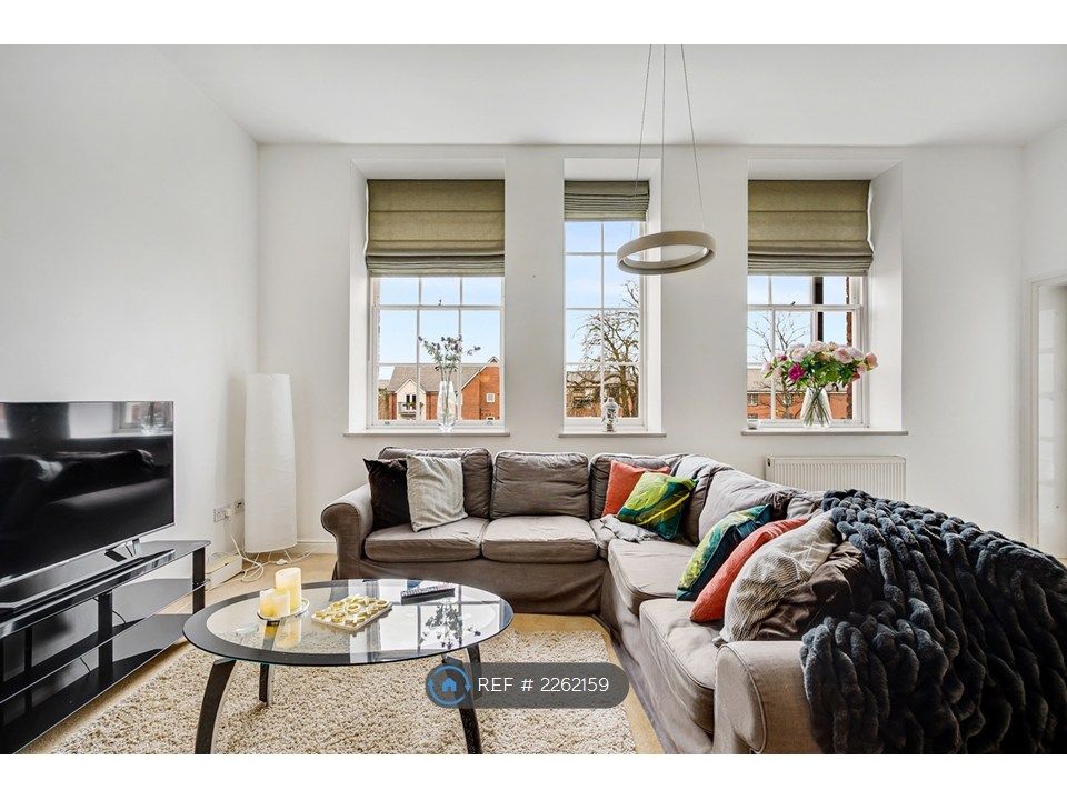 Property photo 2 of 21