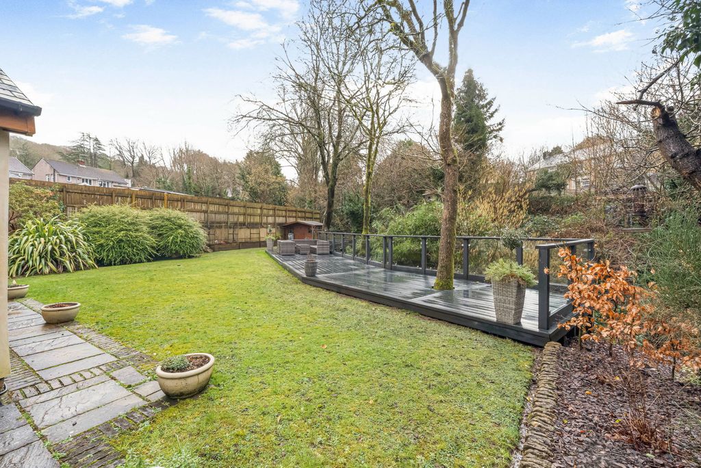 Property photo 3 of 54