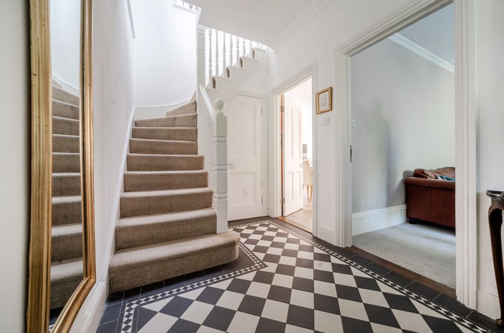 Additional image 4 of 6 bed detached house for saleFarnham Road, Liss GU33