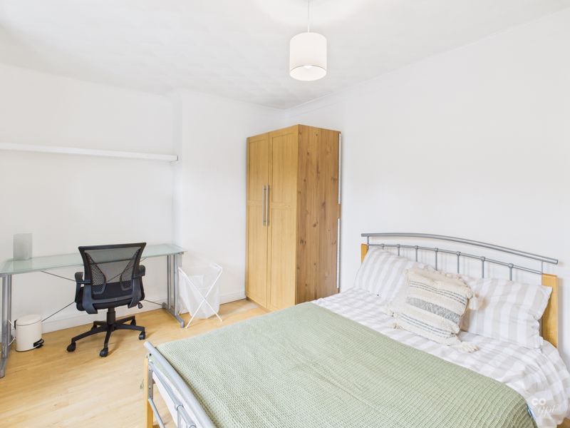 Property photo 2 of 13 Bedroom