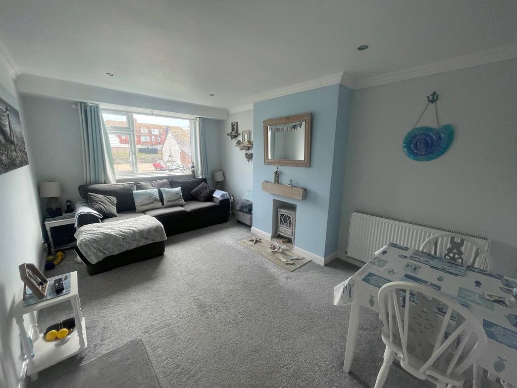 Property photo 2 of 6 Picture No. 06