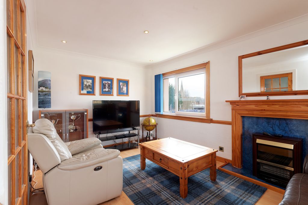 Property photo 2 of 11 Property Image 2