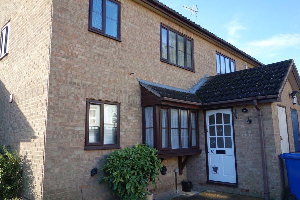 Property photo 1 of 10 Photo 01