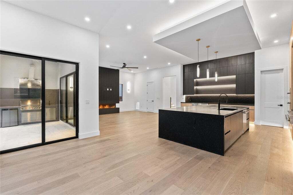 Property photo 1 of 2 <Alttext/>