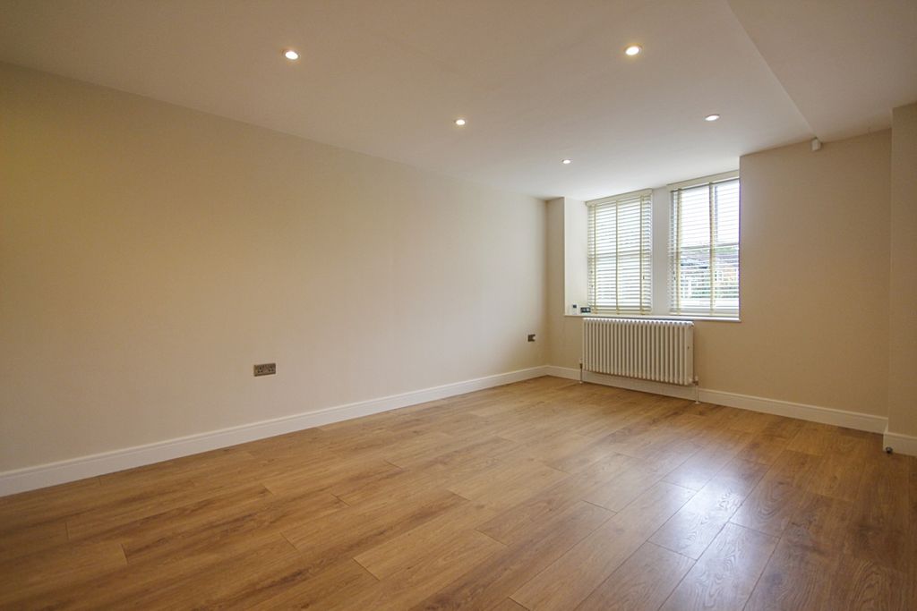 Property photo 3 of 6 Ewemove Harrogate Living Room