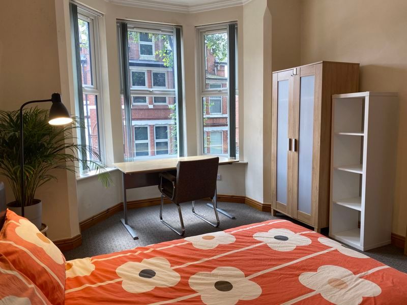 Property photo 2 of 11 Photo 5