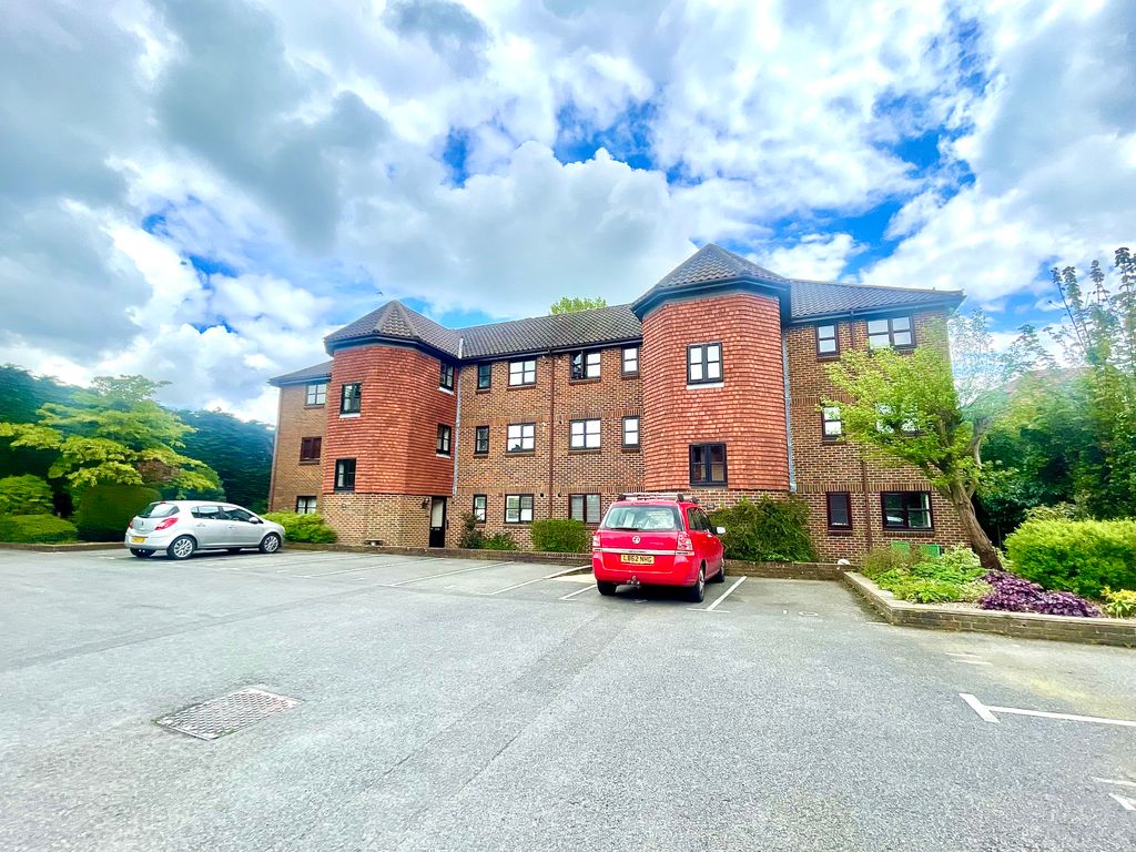 Property photo 1 of 14