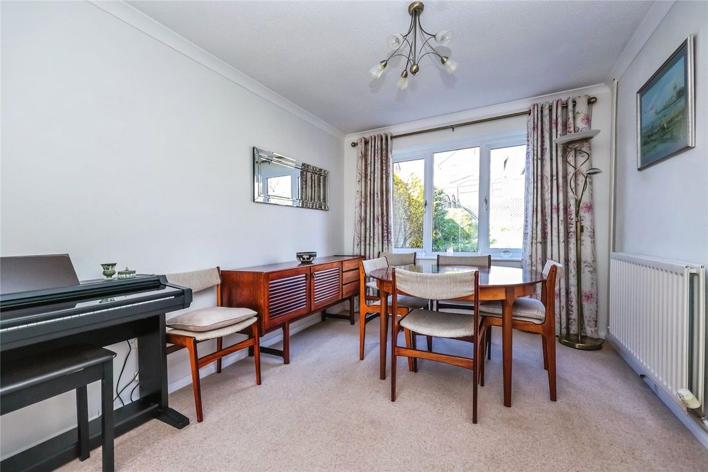 Property photo 3 of 24 Dining Room