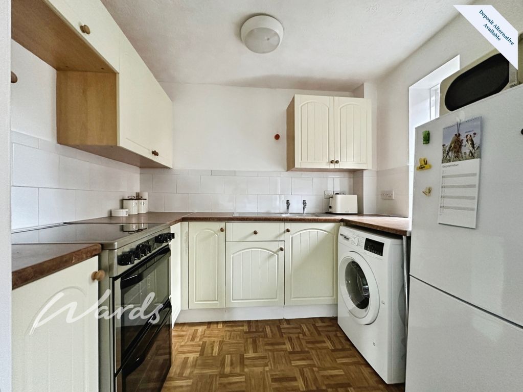 Property photo 2 of 19 Kitchen