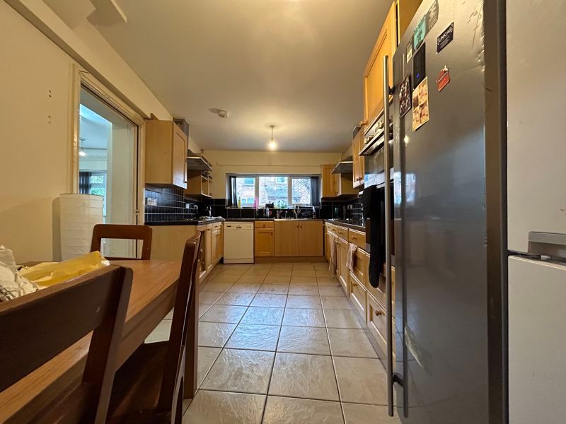 Property photo 3 of 11 Photo 5