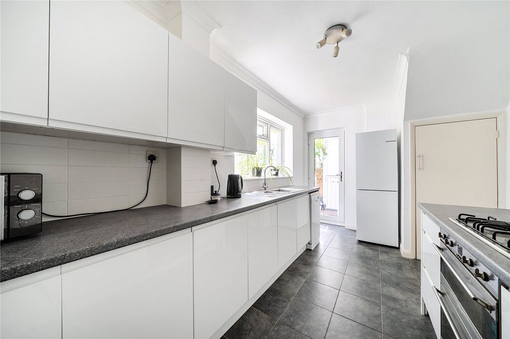 Property photo 3 of 15 Picture No. 09