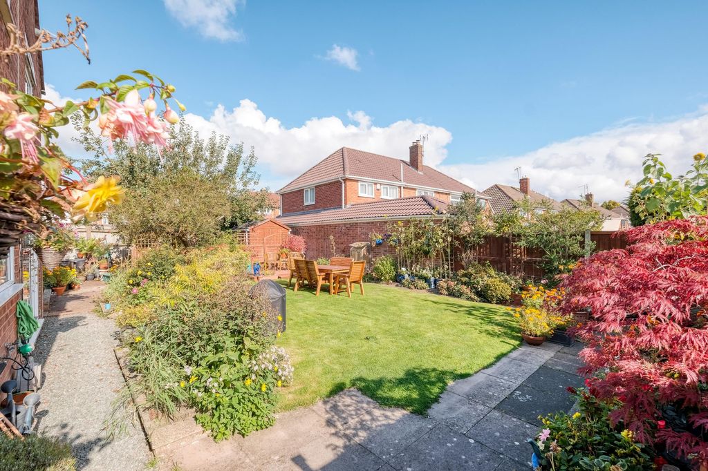 Property photo 3 of 21