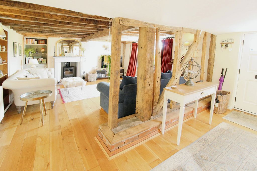Property photo 2 of 15