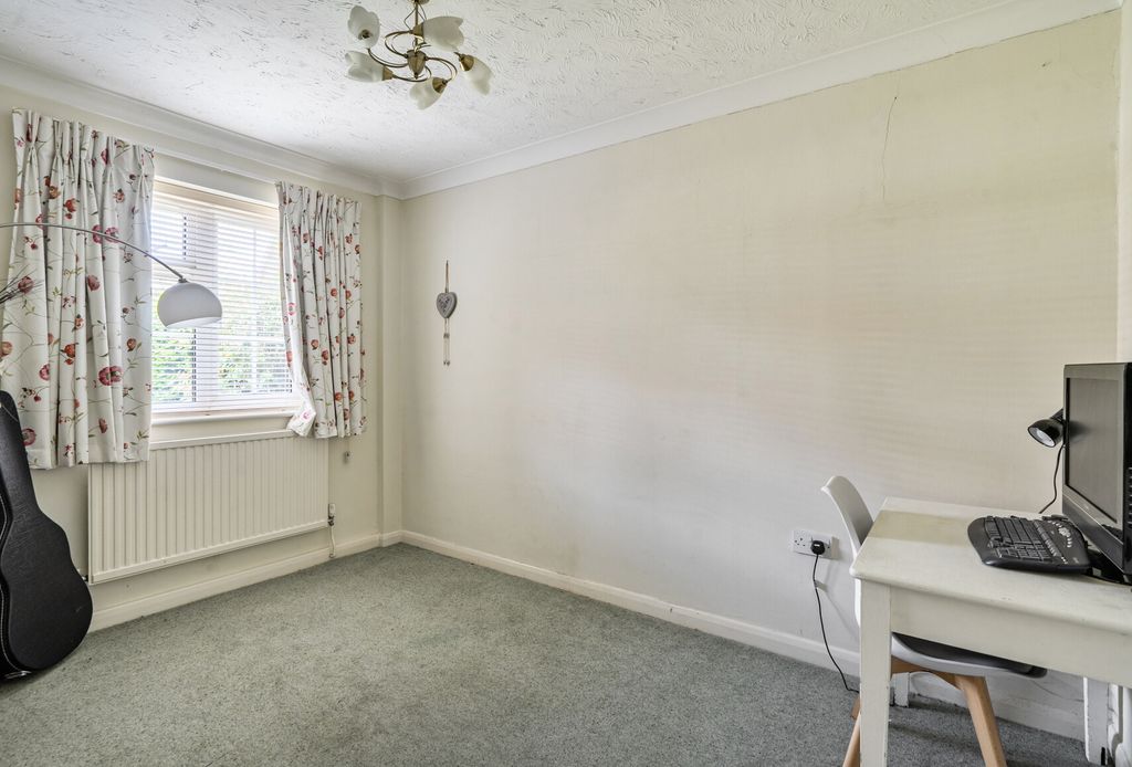 Property photo 3 of 24 1483290-16-6A43ce...