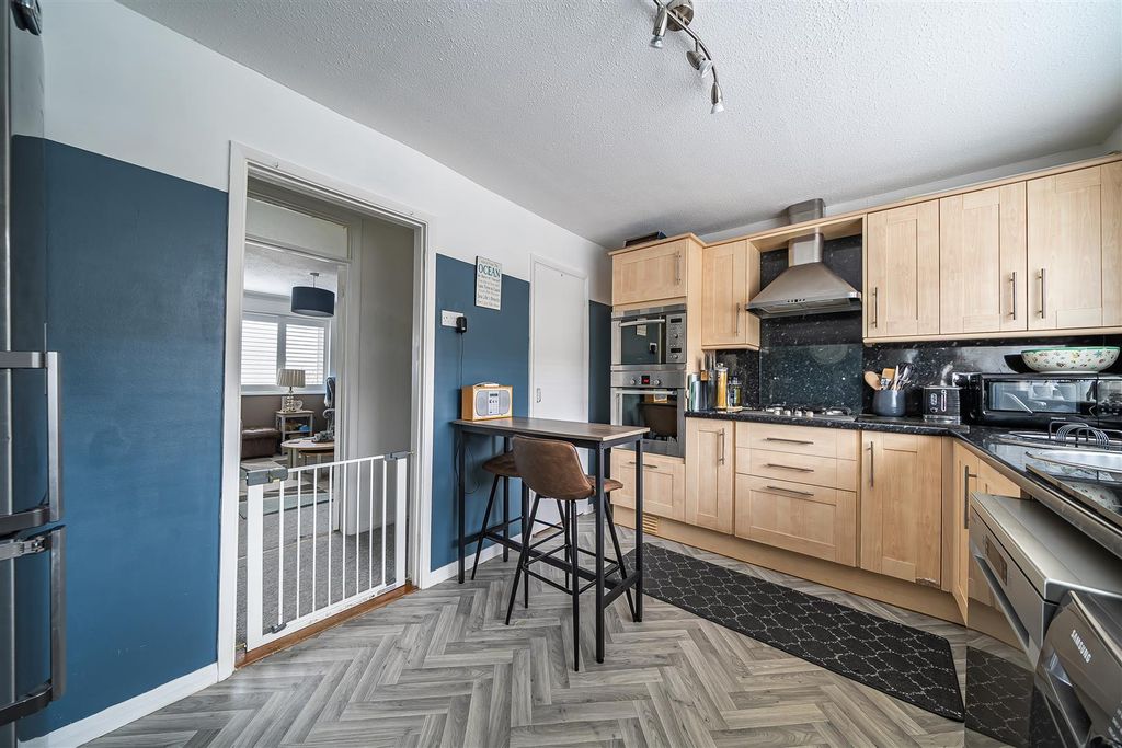 Property photo 3 of 19 1268206 (5).Jpg