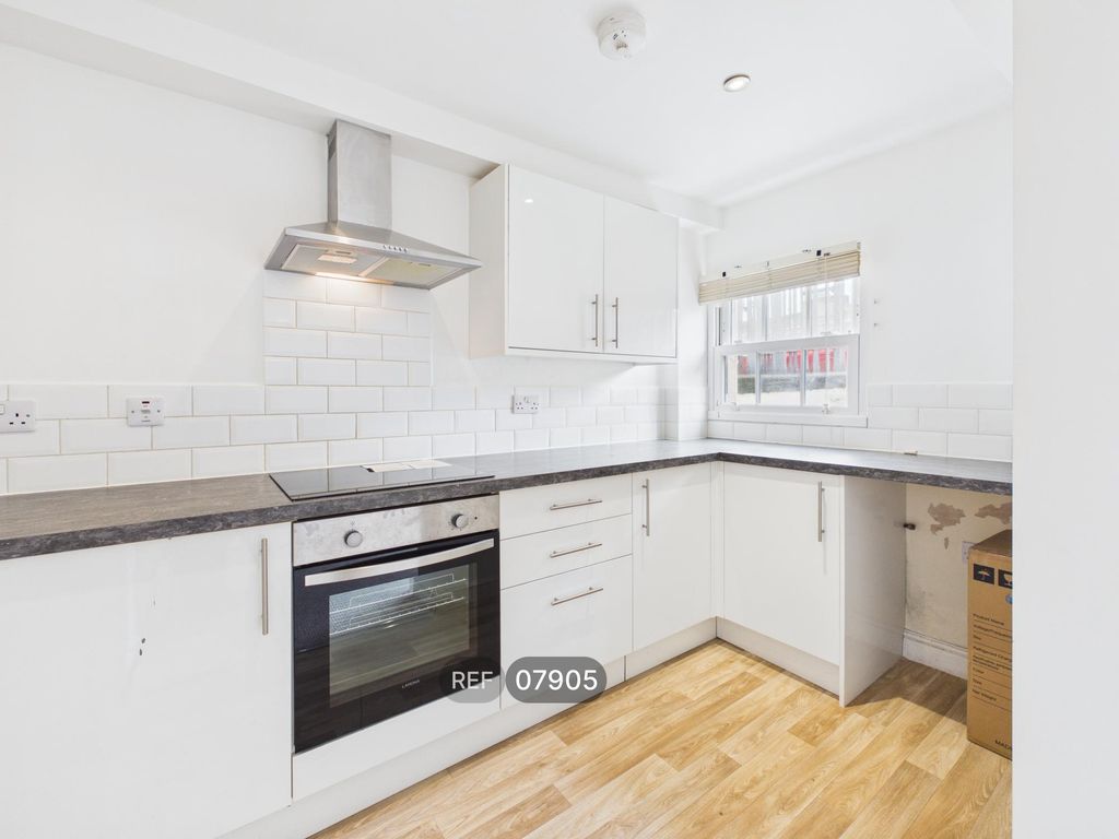 Property photo 1 of 26 Kitchen