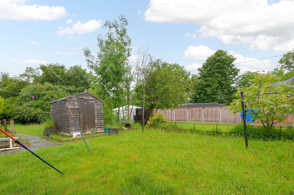 Additional image 17 of 2 bed flat for sale27 Victoria Place, Brightons, Falkirk FK2