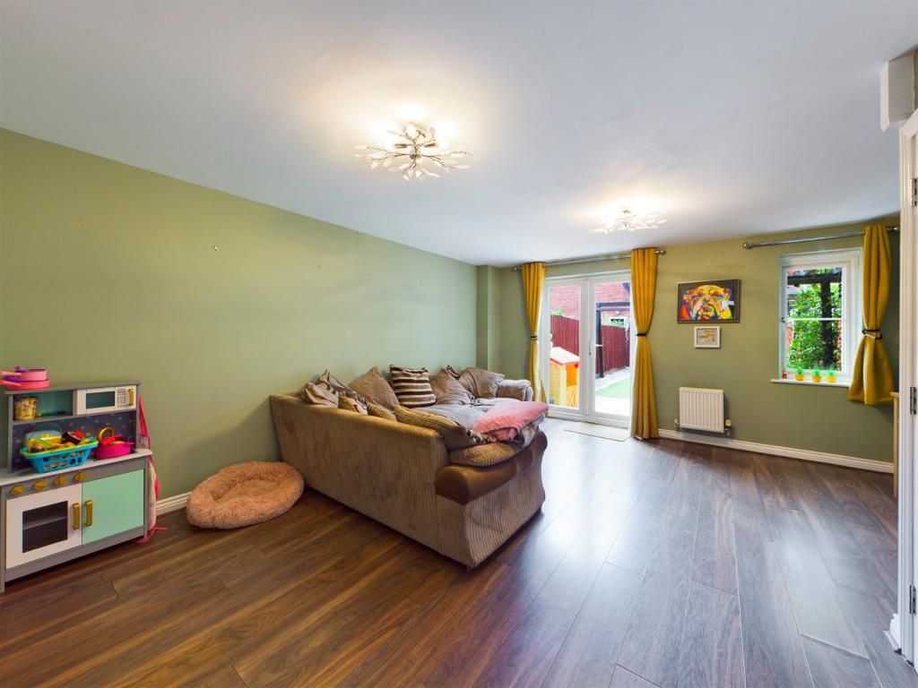 Property photo 3 of 14