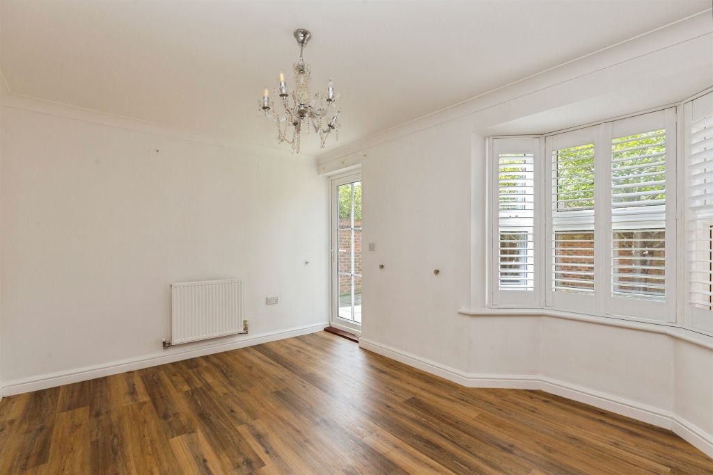 Property photo 2 of 30