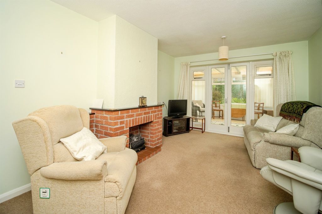 Property photo 2 of 18