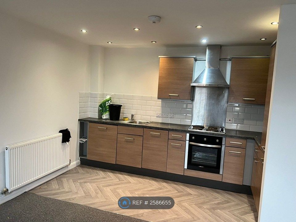 Property photo 2 of 5 Kitchen