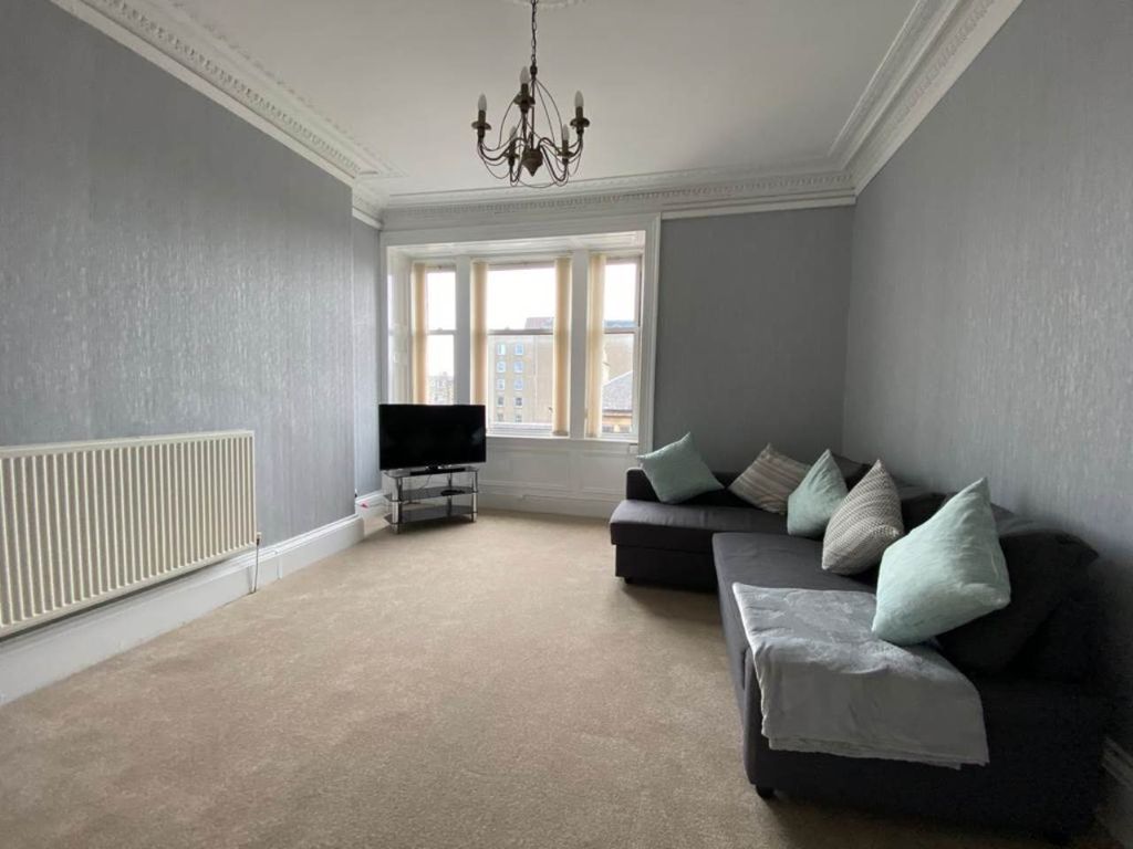 Property photo 3 of 12 4