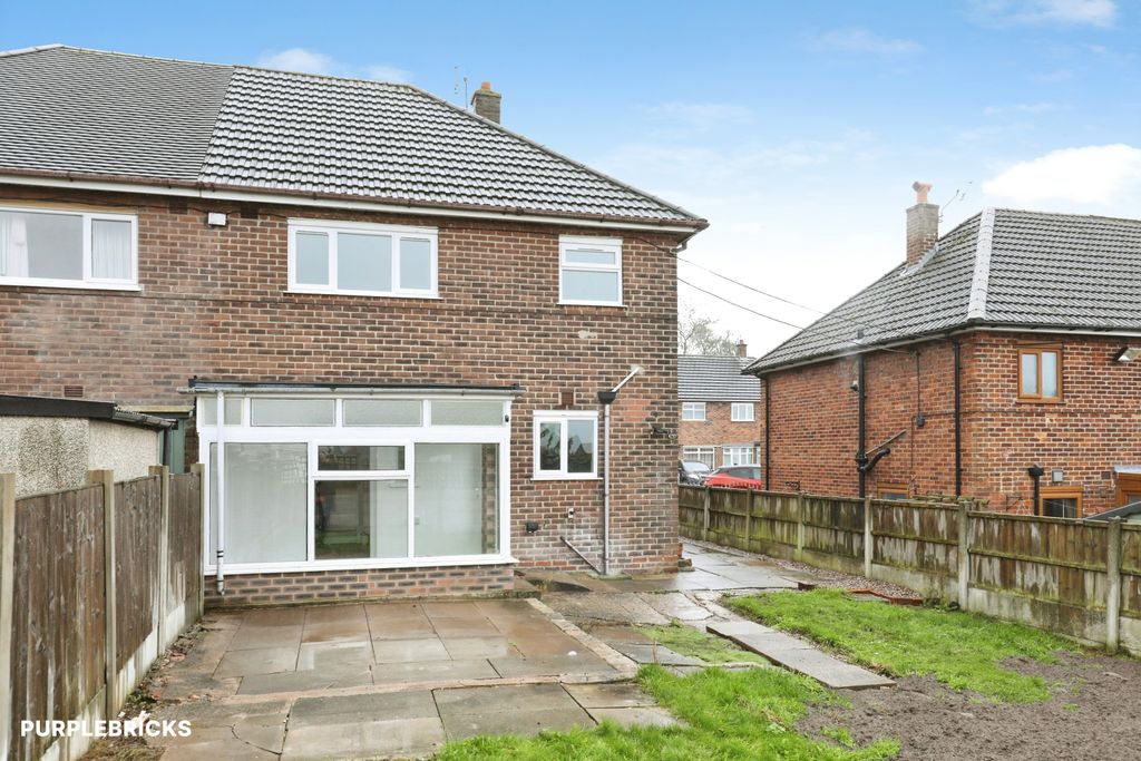 Property photo 2 of 22