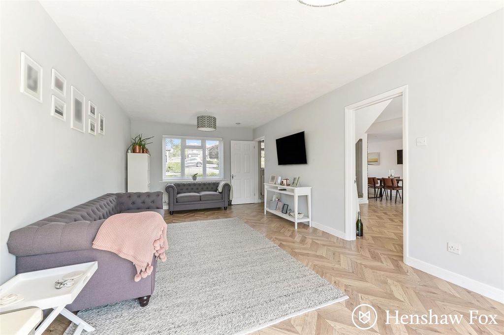 Property photo 3 of 16 Ph13_6129018 - Copy.Jpg