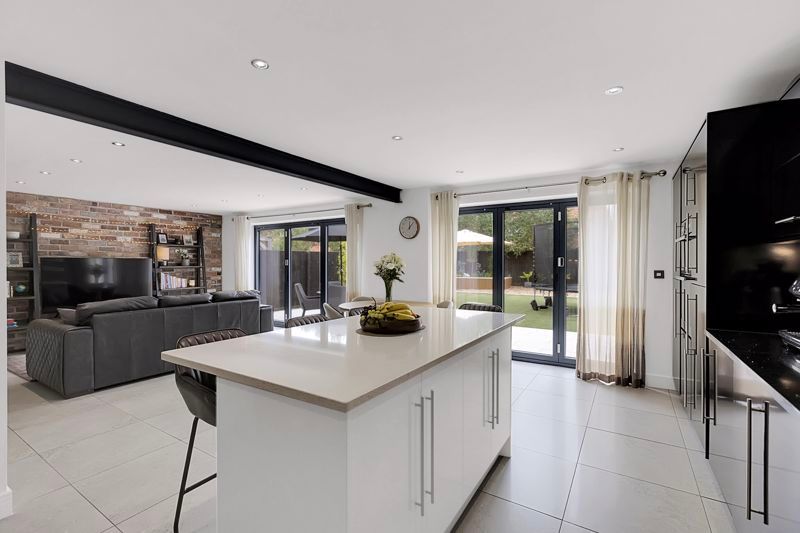 Property photo 2 of 29 Open Plan Living Kitchen