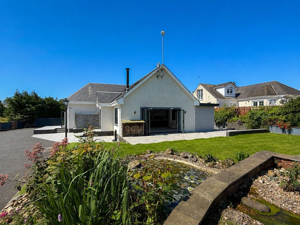 Property photo 3 of 35