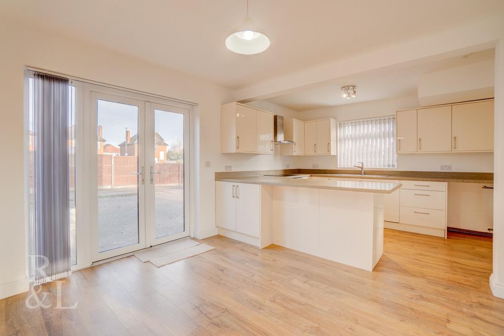 Property photo 3 of 20 Bb (4).Jpg