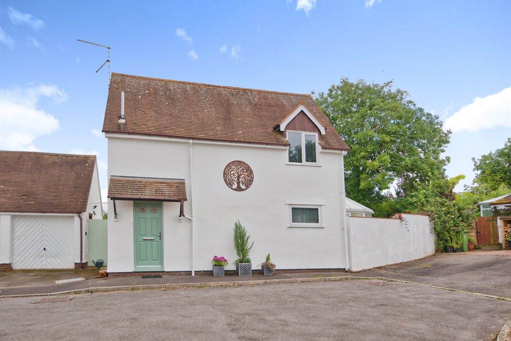 Property photo 1 of 15