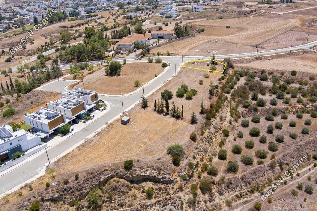 Property photo 1 of 1