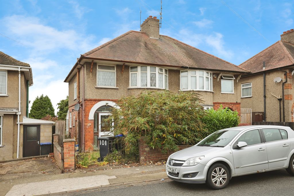 Property photo 1 of 17