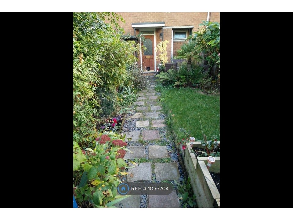 Property photo 2 of 18 Garden