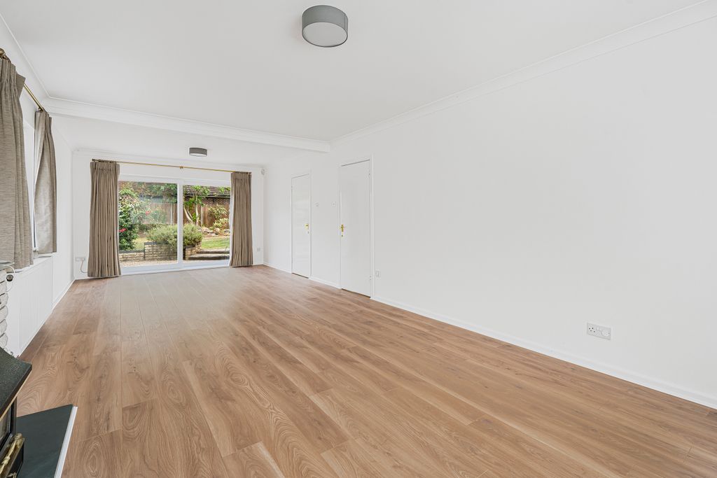 Property photo 3 of 27 1260633