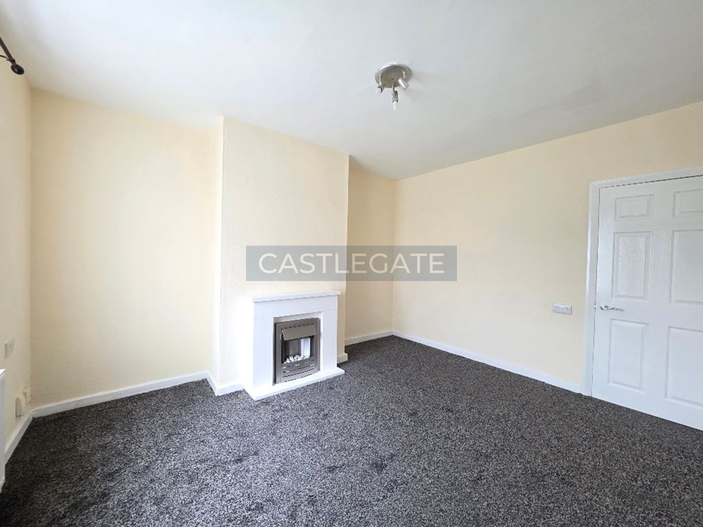 Property photo 3 of 10 151 St. Andrews Road, Huddersfield, HD1 6Pr (5)