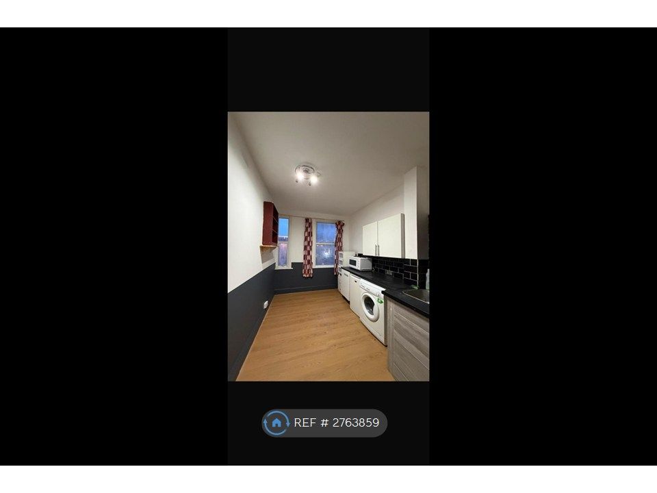 Property photo 1 of 2