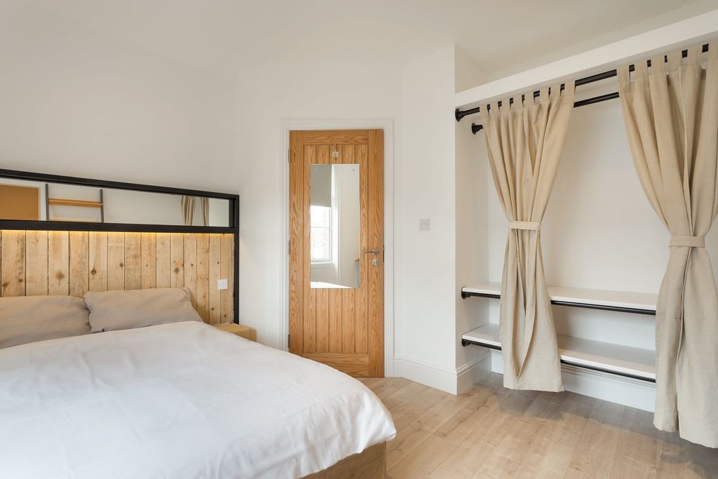 Property photo 2 of 8 Maryland St 20_Mg_1665-Edit