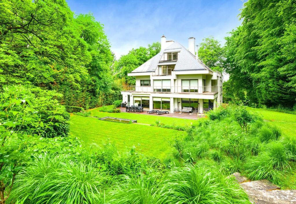 Property photo 1 of 19