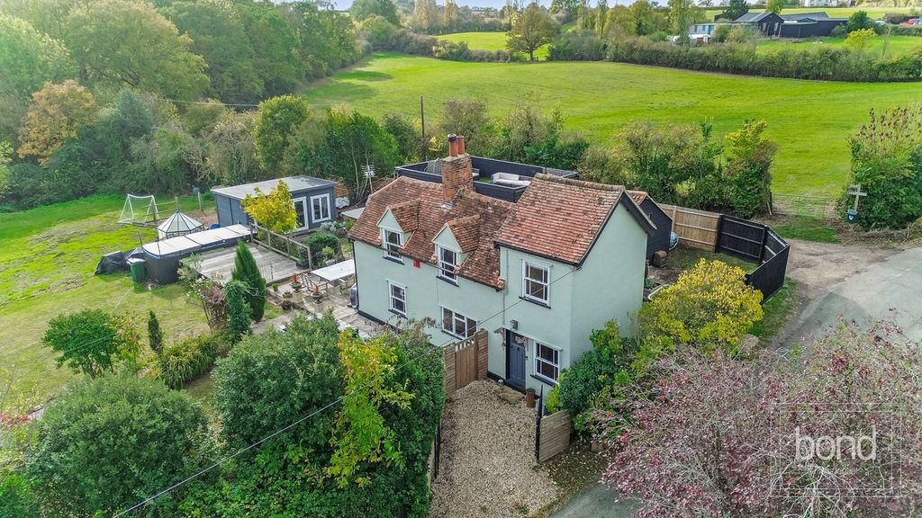 Property photo 1 of 32