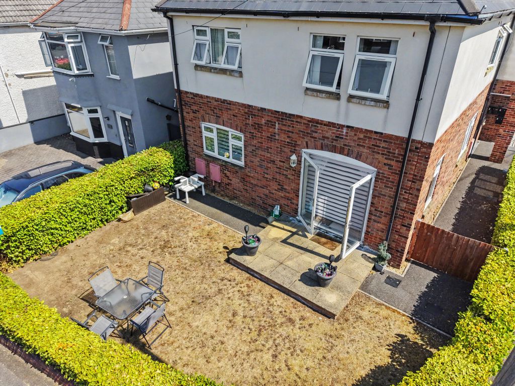 Property photo 2 of 23