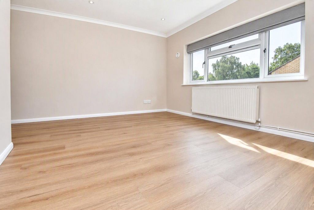 Property photo 3 of 13 Picture No. 28