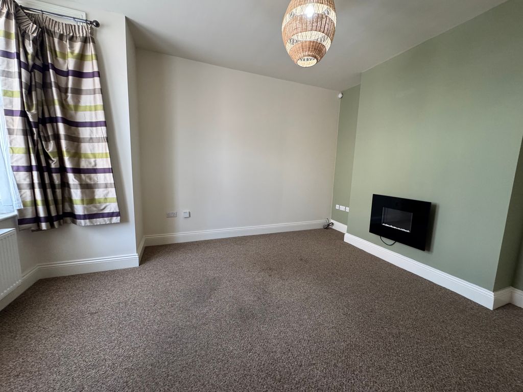 Property photo 3 of 9 Img_4825