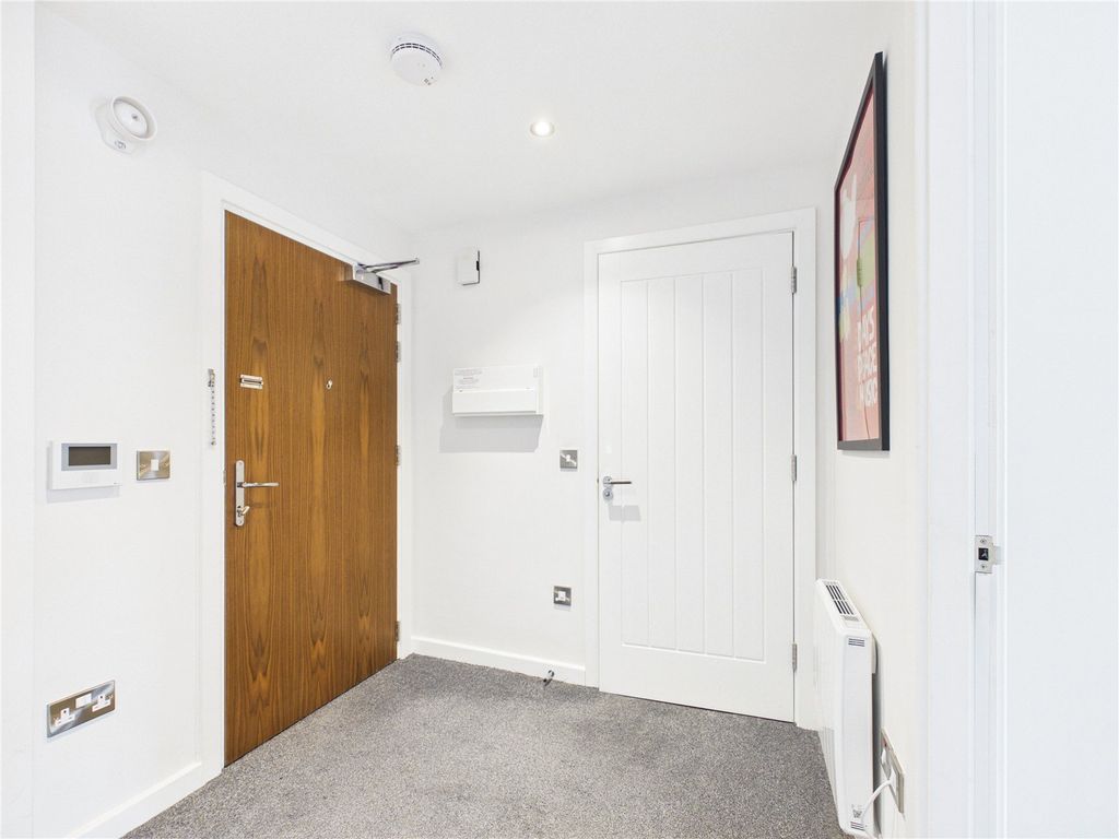 Property photo 2 of 9 Picture No. 03